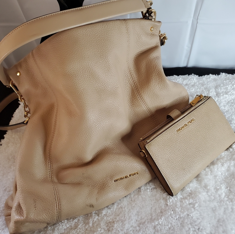 Authentic Michael Kors - image 1